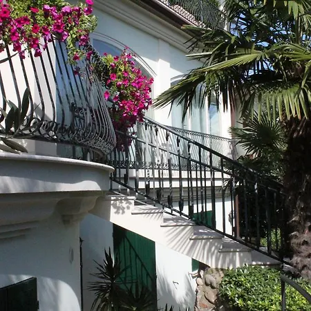 Holidays Verdelago Apartment